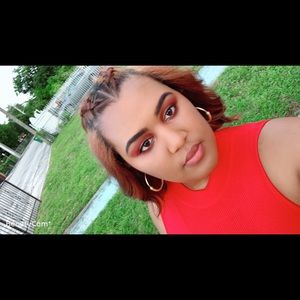 Meet your Posher, Lilibeth